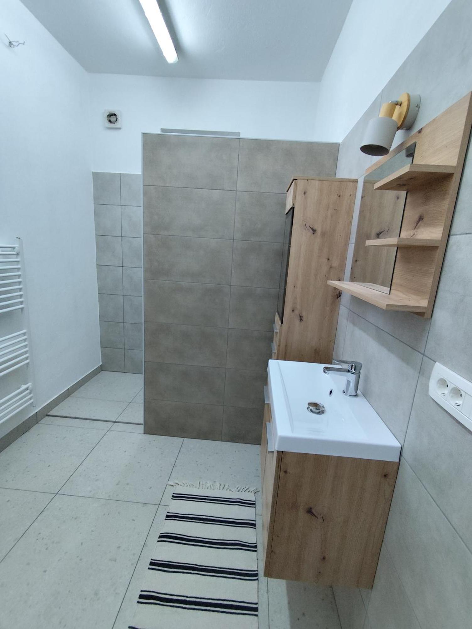 Apartma Peter1A Бегунье на Горенскем Екстериор снимка